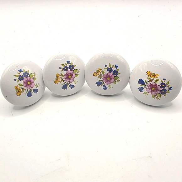 Unbranded Other - Vintage Floral‎ Ceramic Drawer Pulls 4 White Porcelain Flower Cabinet Knobs